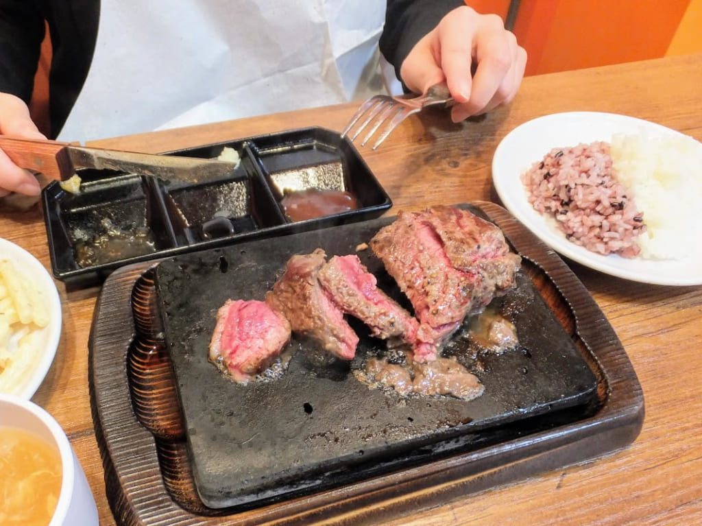 やっぱりステーキ