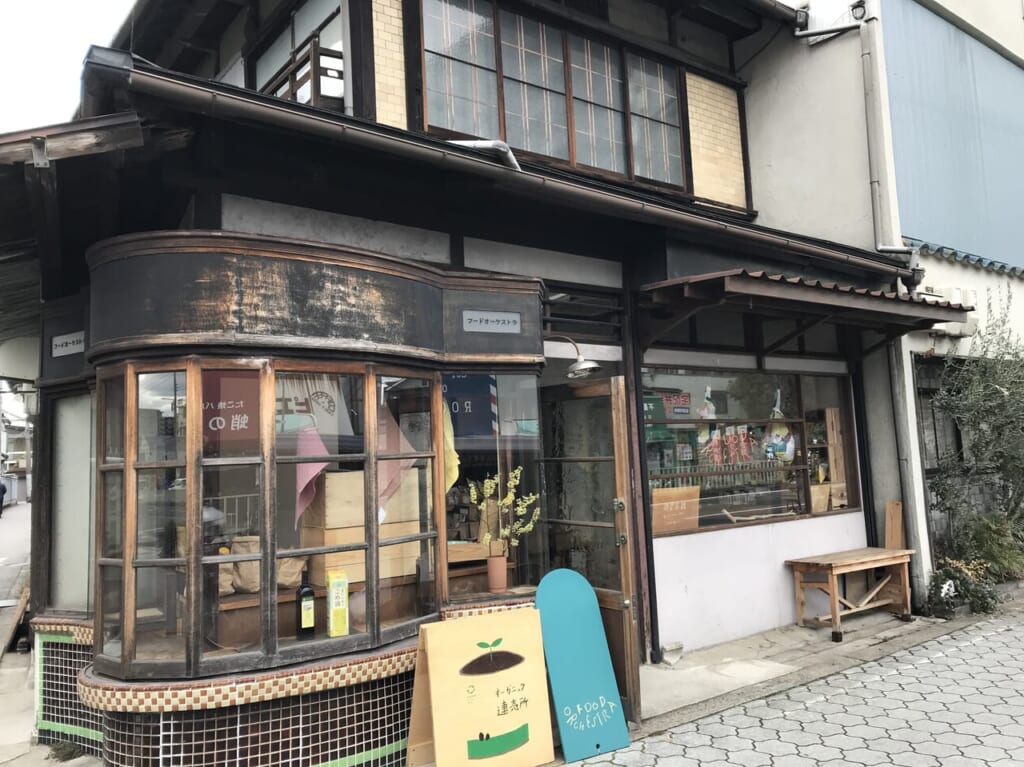 東天下茶屋のフードオーケストラ