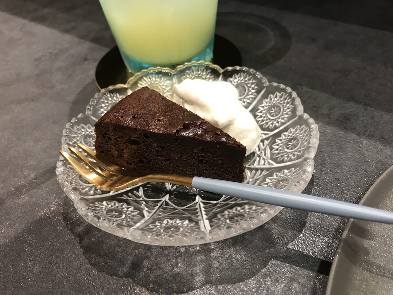 上本町のCafe VIOLETTA