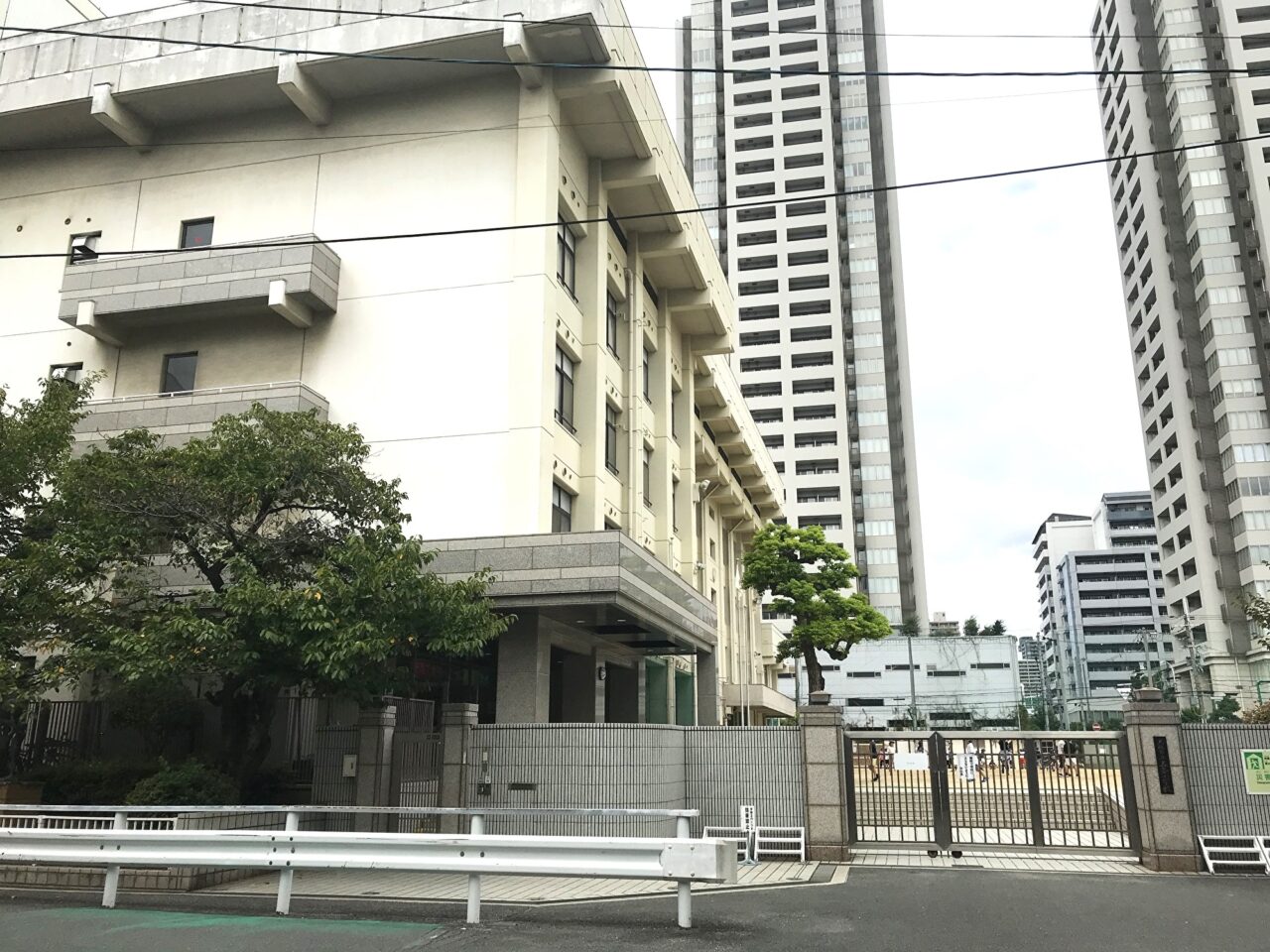 天王寺区の五条小学校