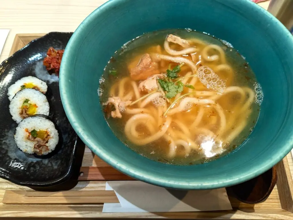 西田辺の麺とおにぎり かなや